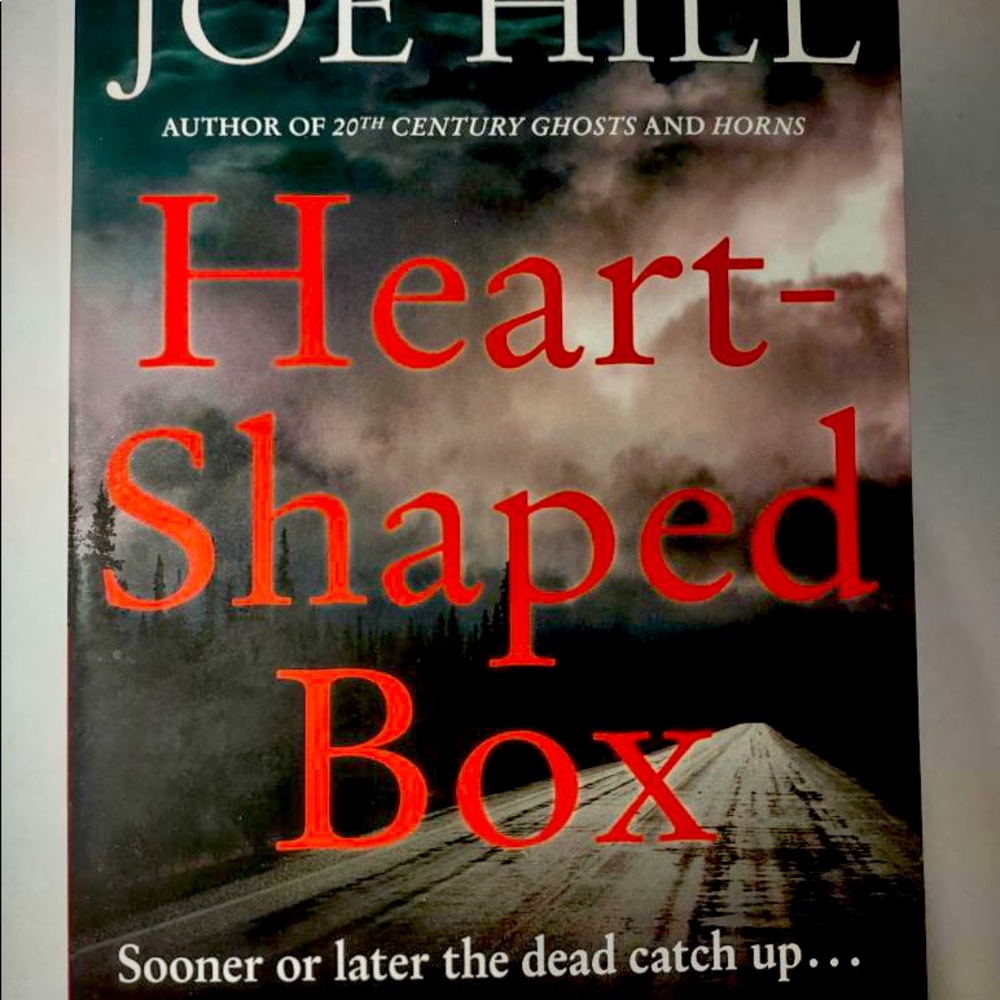 Pre-Owned Joe Hil Heart-Shaped Box Book New York Times Best Seller